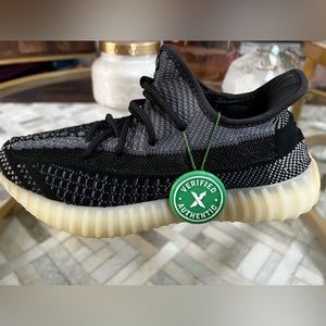 Authenticity guaranteed Yeezy Boost 350V2 NWT